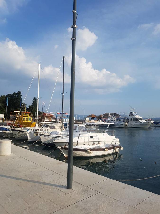 Car Apartments Crikvenica Buitenkant foto