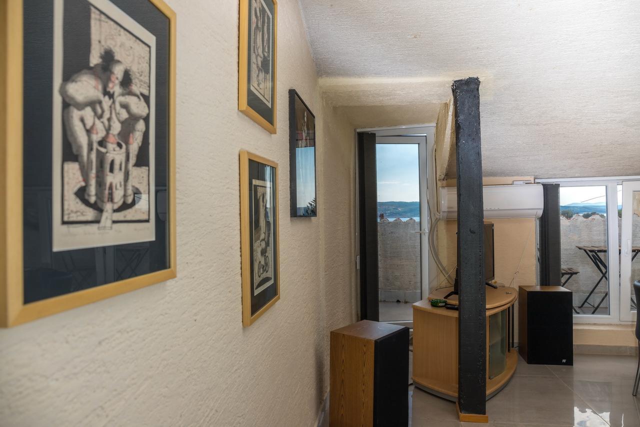 Car Apartments Crikvenica Buitenkant foto